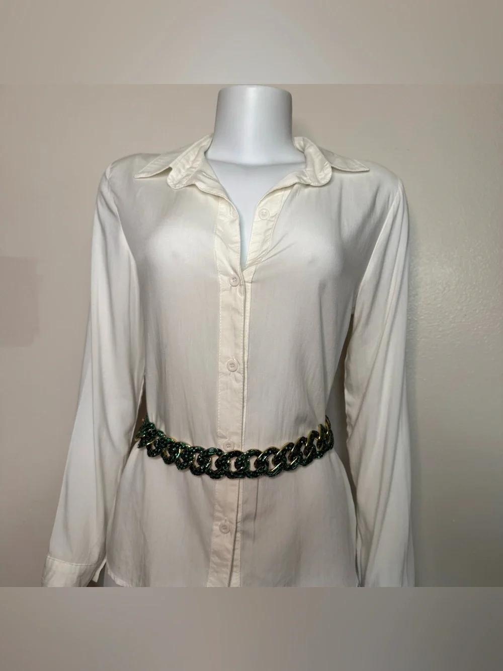 Gold tone metal chain belt with green plastic links